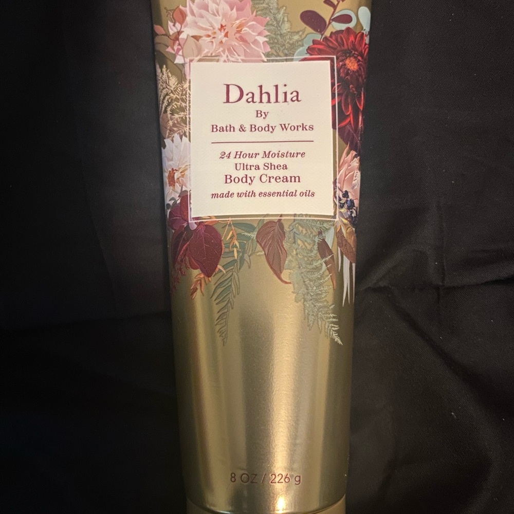 Bath & Body Works Dahlia Ultra Shea Body Cream